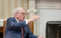 Buffett gives $4.6bn worth of shares to charity