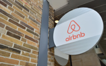 Airbnb shares lose nearly 15% after weak booking prospects