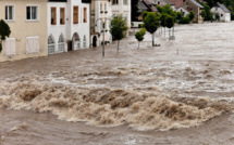 EU to urgently allocate €10 billion to flood-hit countries